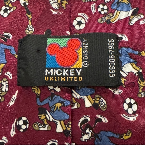 Vintage Mickey Unlimited Disney Mickey and Goofy Soccer Neck Tie 54” - Picture 4 of 5